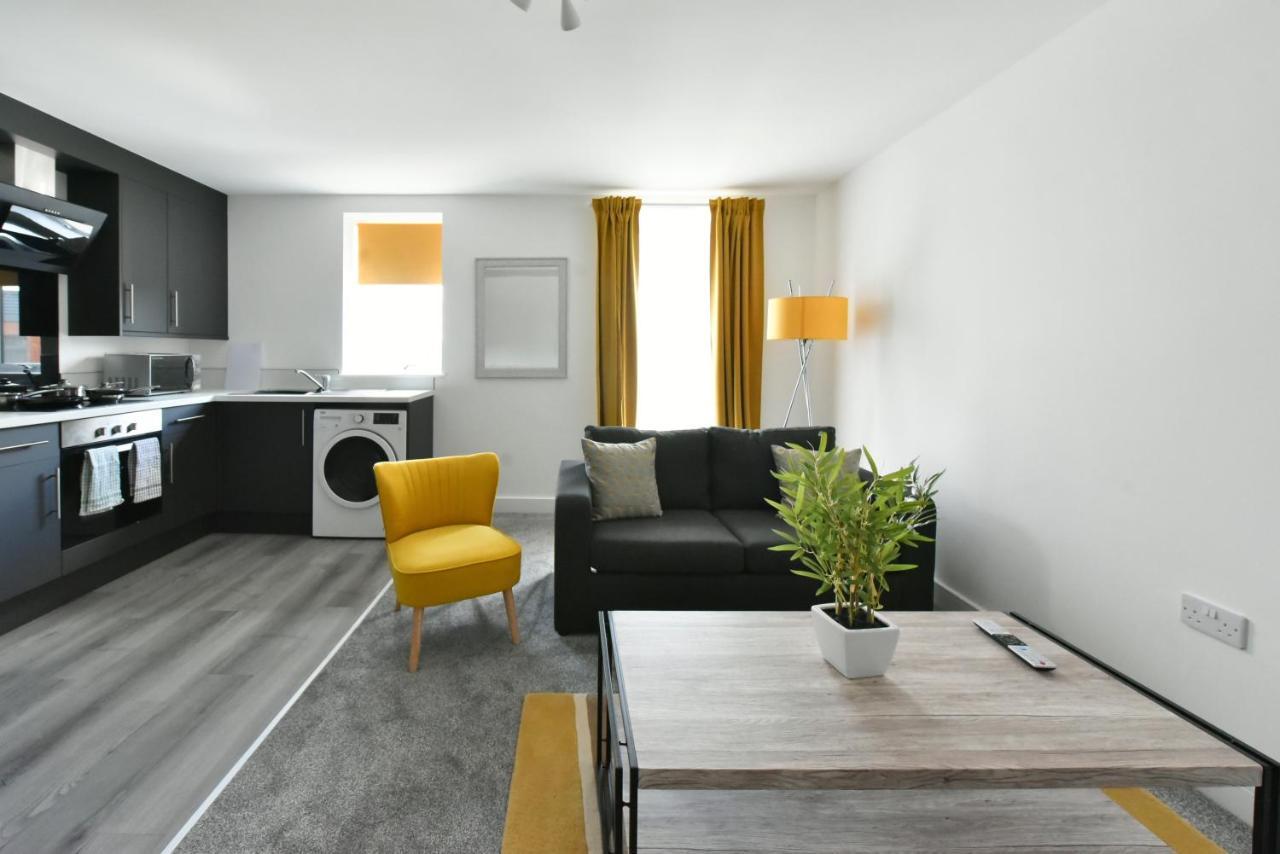 The Breath Taking Cube Aparthotel Pontefract Buitenkant foto